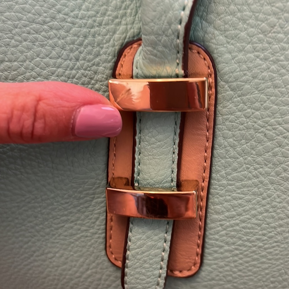 Charming Charlie Pretty Aqua Blue Shoulder Bag with Three compartments! ๐บ - Picture 7 of 10